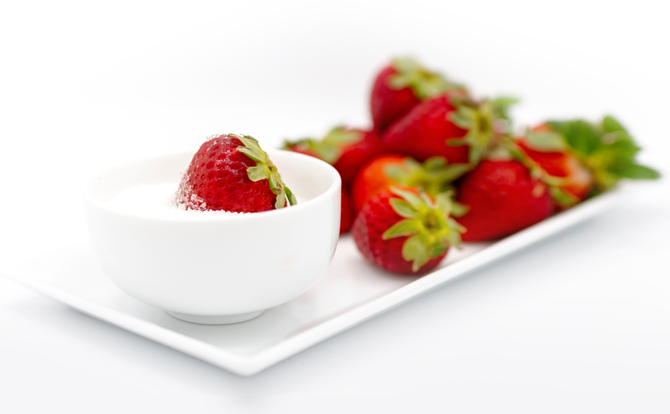 Strawberries with Sukrin